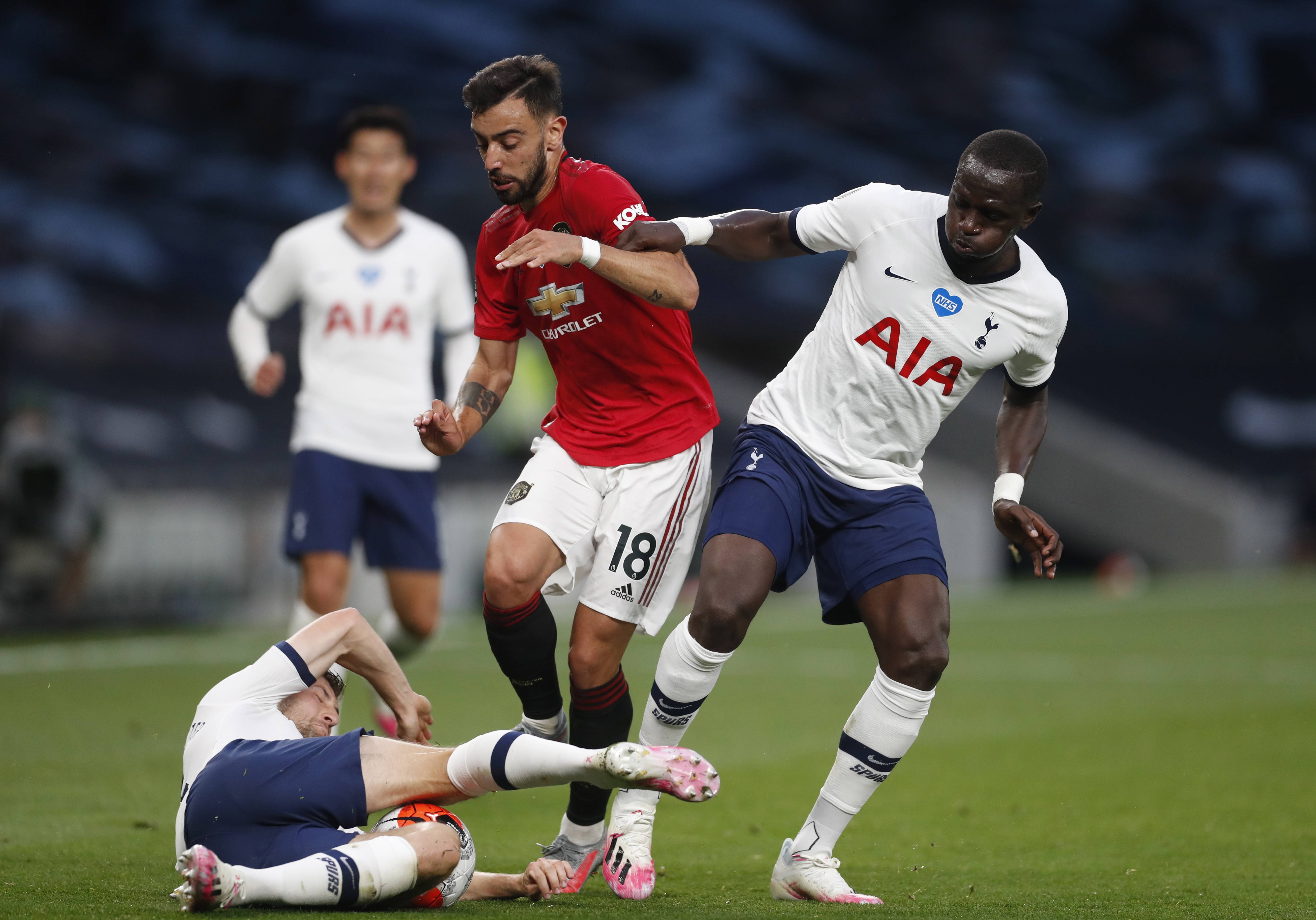 他先后加盟 他先后加盟